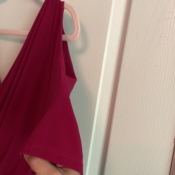 Gorgeous raspberry fuschia dress with elastic waist. - Picture 2 of 5